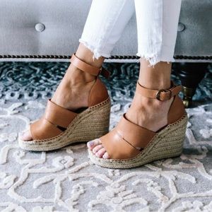 Treasure and Bond Sannibel Platform Wedge Sandal in Tan Leather